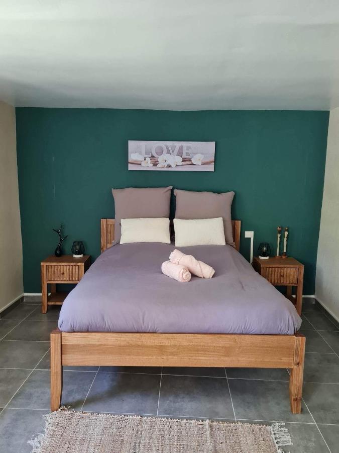 Bed and Breakfast Les Cedres Bleus Saint-Medard-de-Mussidan Exterior foto
